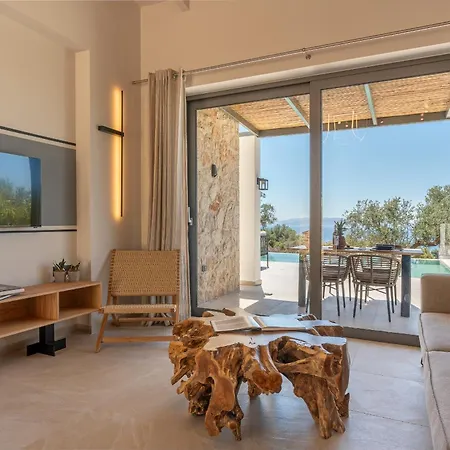 Luxury Stone Kefalonia Βίλα Τραπεζάκι